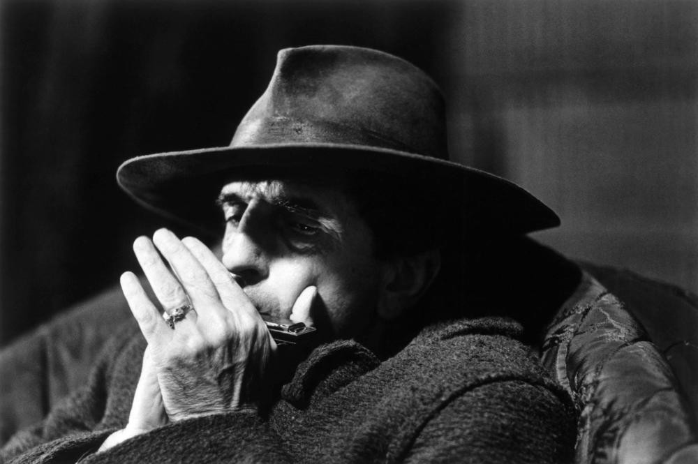 harry-dean-stanton-dies-1-med.jpg
